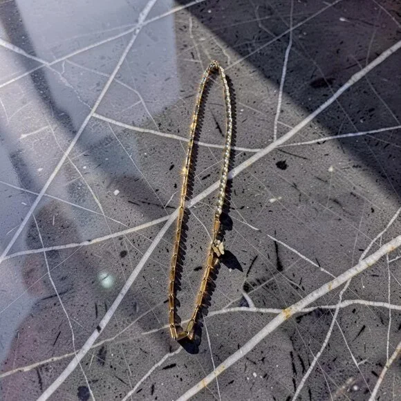 Paperclip chain and pearl Necklace w a Butterfly charm~ 20 in. - Picture 5 of 6